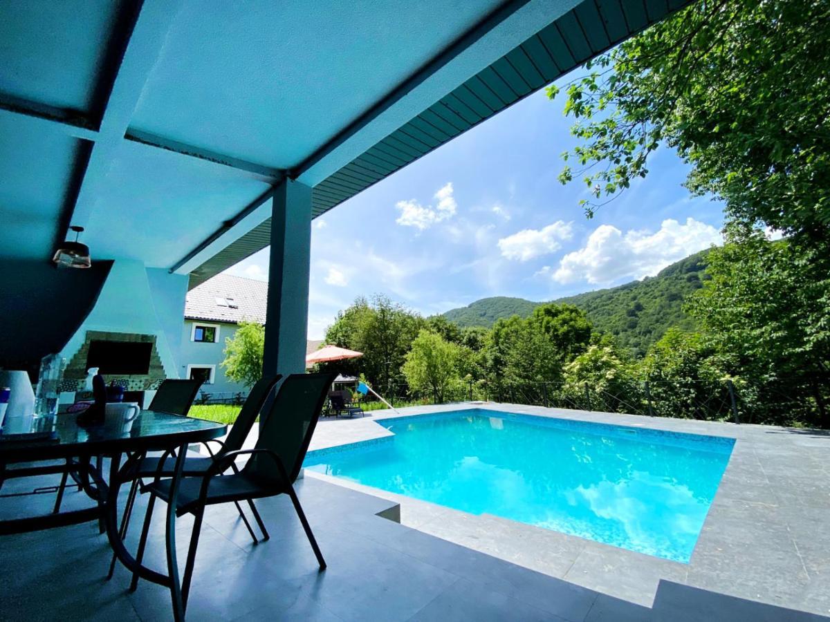 Mira By Atra Bed and Breakfast Teşila Buitenkant foto