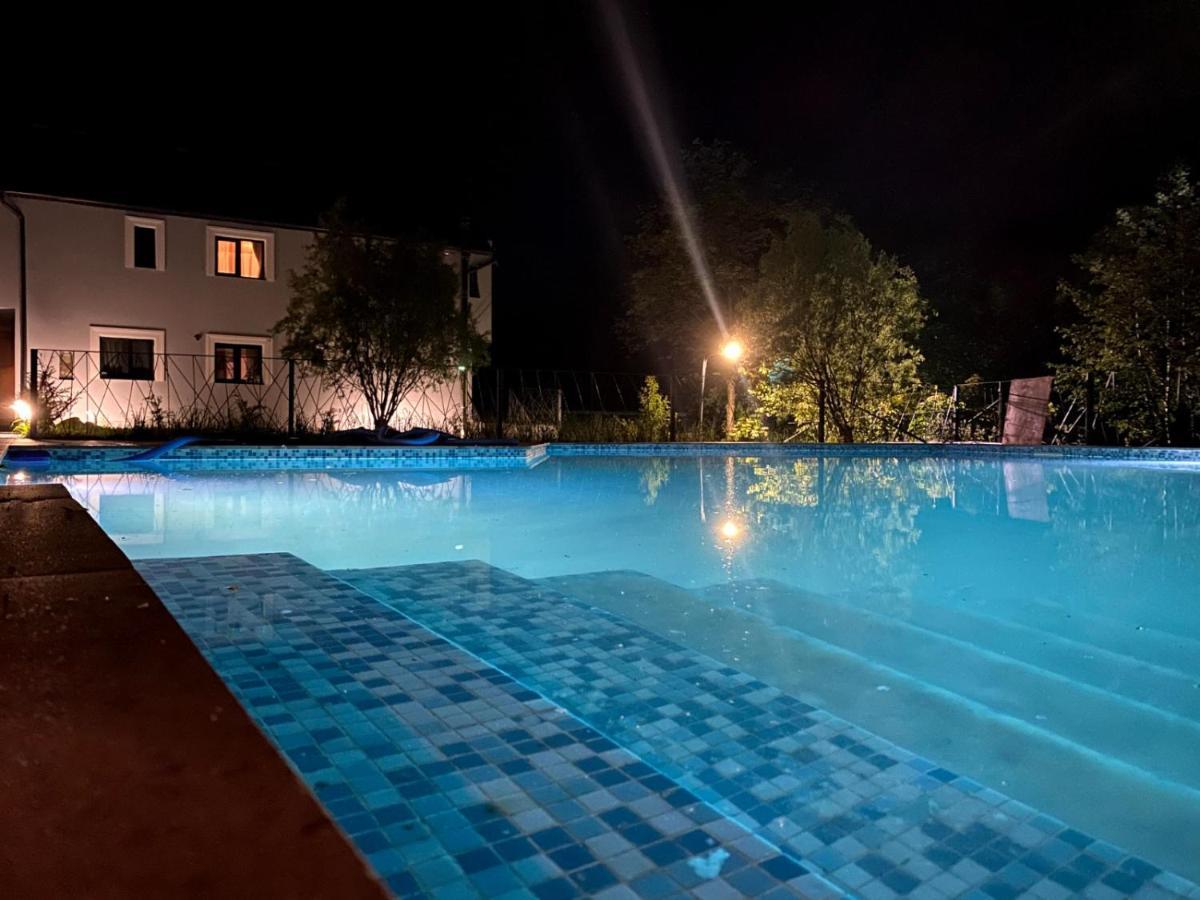 Mira By Atra Bed and Breakfast Teşila Buitenkant foto