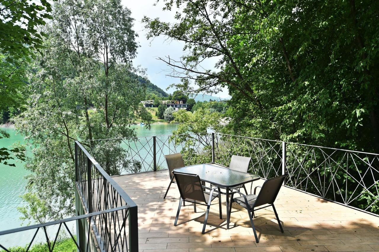 Mira By Atra Bed and Breakfast Teşila Buitenkant foto