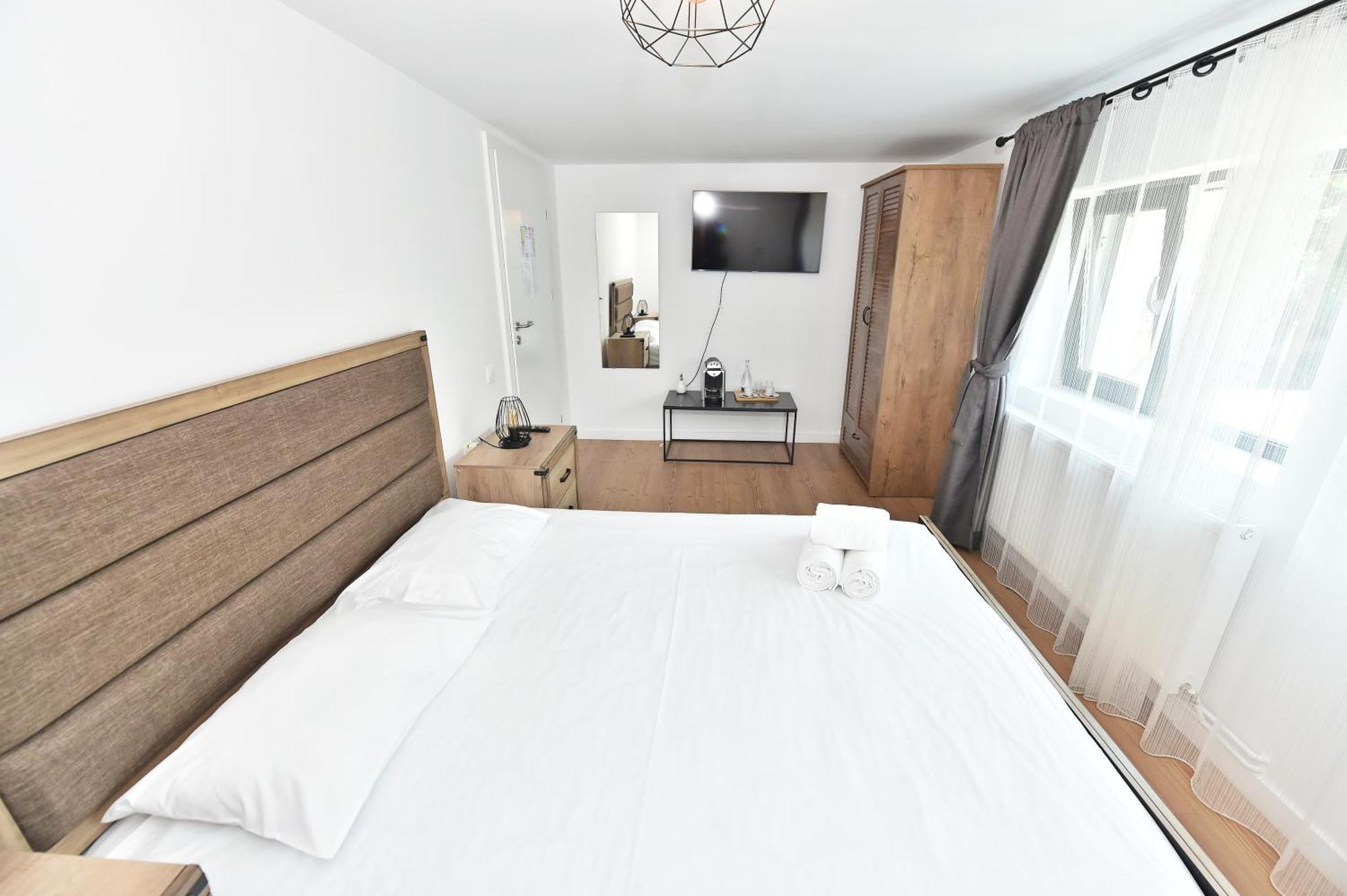 Mira By Atra Bed and Breakfast Teşila Buitenkant foto
