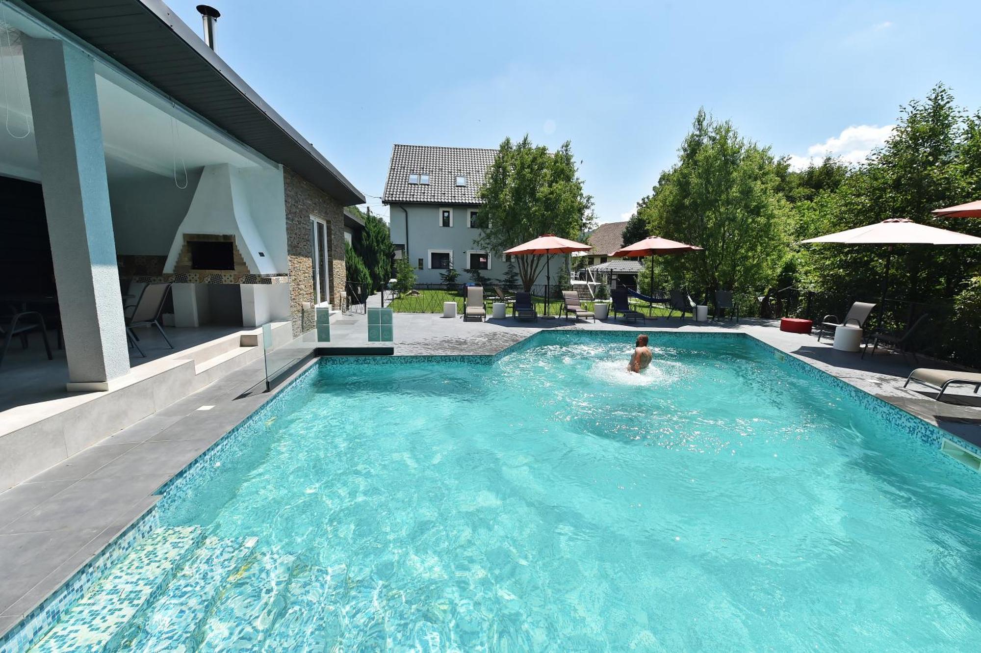 Mira By Atra Bed and Breakfast Teşila Buitenkant foto